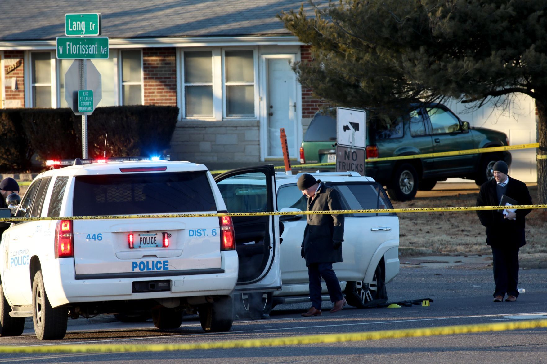 Suspects shoot two officers in Ferguson
